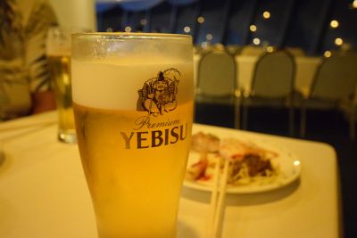 おいしい料理と冷えたビールを片手に仲間とワイワイ｜SKY BEER FESTA 2016