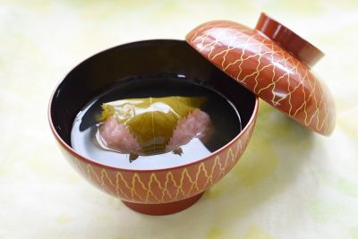 鶏ひき肉の桜もち仕立て　くずあんかけ｜沖縄のごちそうレシピ