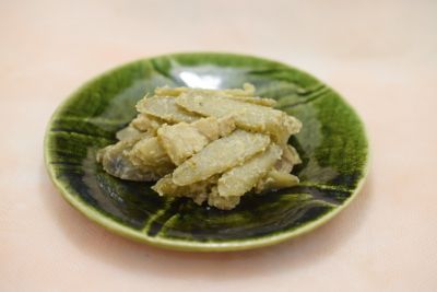 豊かなゴボウの香りに食欲が増す「グンボウイリチー」｜沖縄のごちそうレシピ