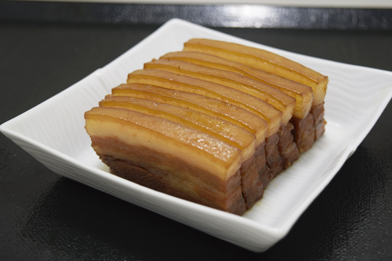 豚三枚肉の煮付け 泡盛をたっぷり入れて煮る 琉球料理レシピ Fun Okinawa ほーむぷらざ