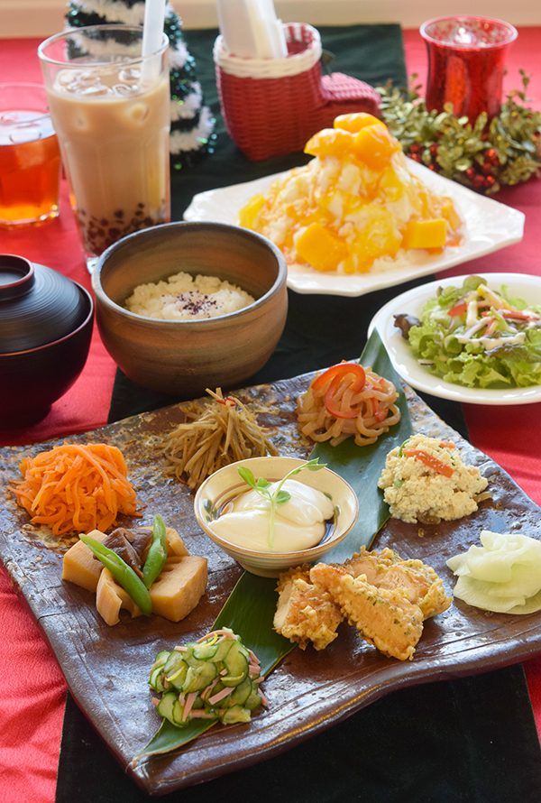 野菜満載のヘルシーランチ 白い家cafe 読谷村座喜味 Fun Okinawa ほーむぷらざ