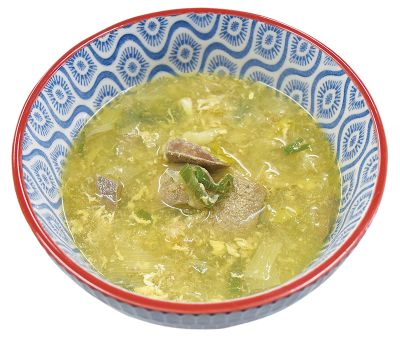琉球薬膳料理研究家の宮國由紀江さんが教えてくれる薬膳レシピ「豚レバーと卵のスープ」