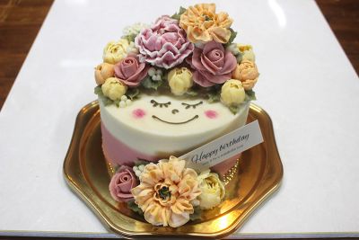 ［グルメな“お店”紹介］白あんで作った花のケーキ｜Door sweets（浦添市港川）