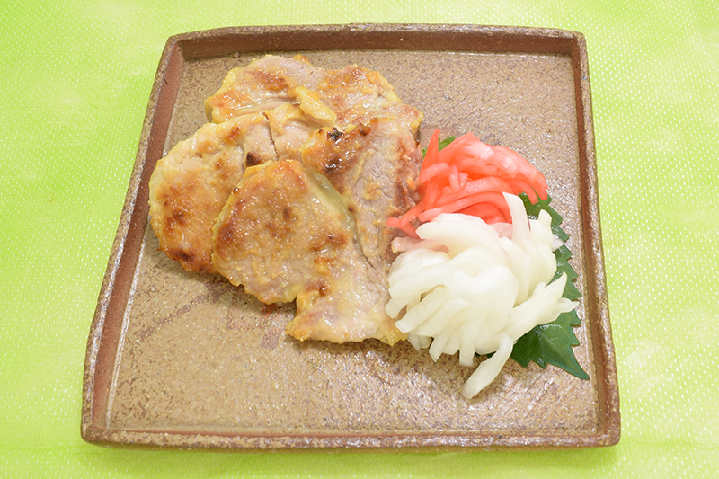 ［ごちそうレシピ］みそ味がしみしみで肉やわらか「豚肉のみそ漬け焼き」